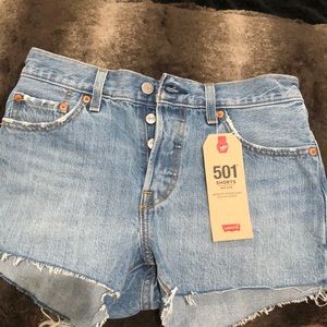 Levi’s 501 denim shorts brand new size 25